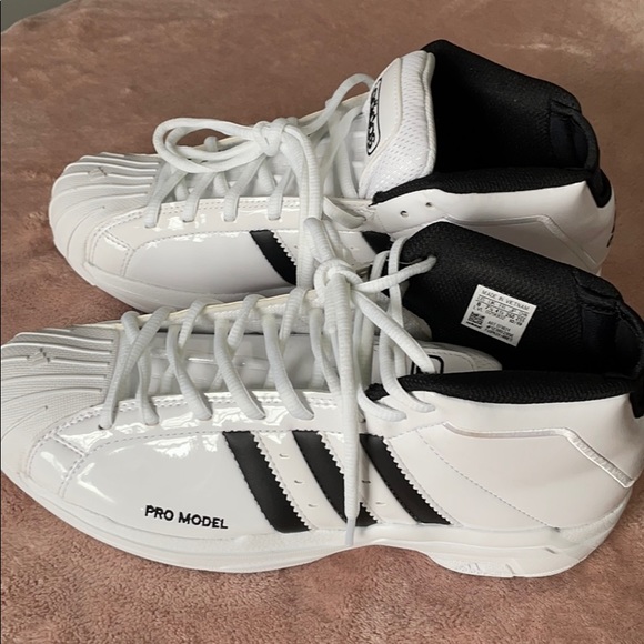 Adidas Basketball shoes superstar 2g pro size 8 - Picture 5 of 10